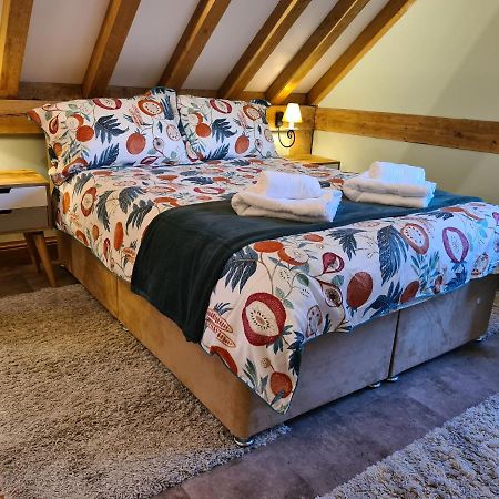 Mayfield Renovated Loft On Working Farm公寓 外观 照片